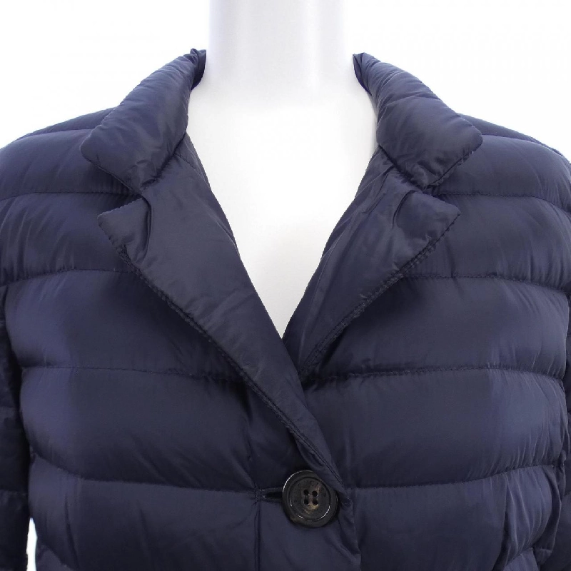 Áo khoác lông vũ MONCLER 638620