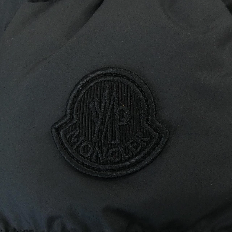 Áo khoác lông vũ MONCLER LOCUSTELLE 632651