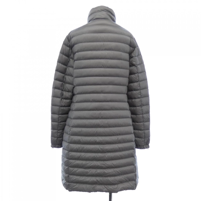 Áo khoác lông vũ MONCLER 642907