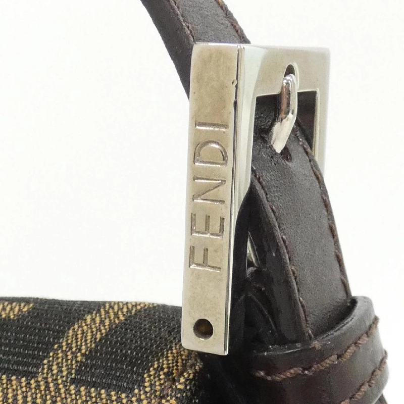 Túi xách vai Fendi Mamma Baguette 26325 - Hàng hiệu Authentic 767007