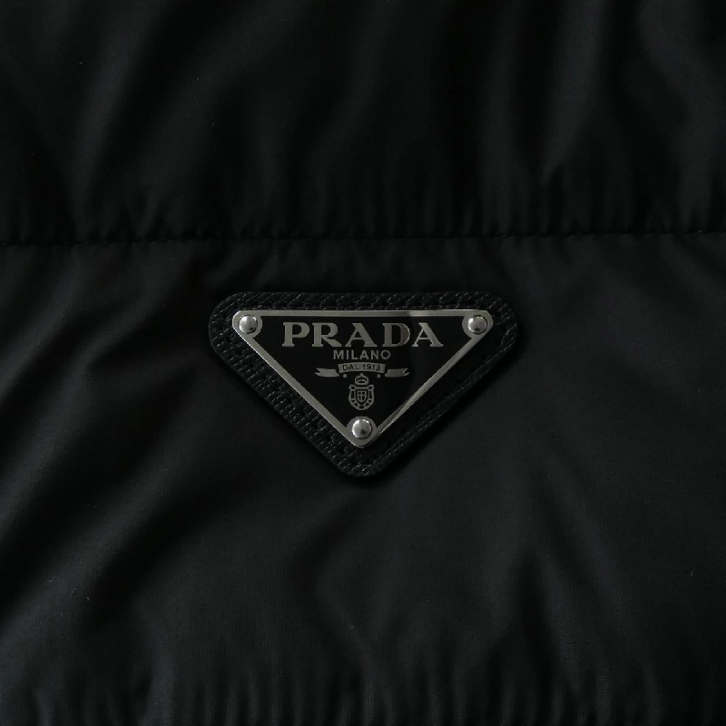 Áo khoác lông vũ PRADA - Hàng hiệu Authentic 895285