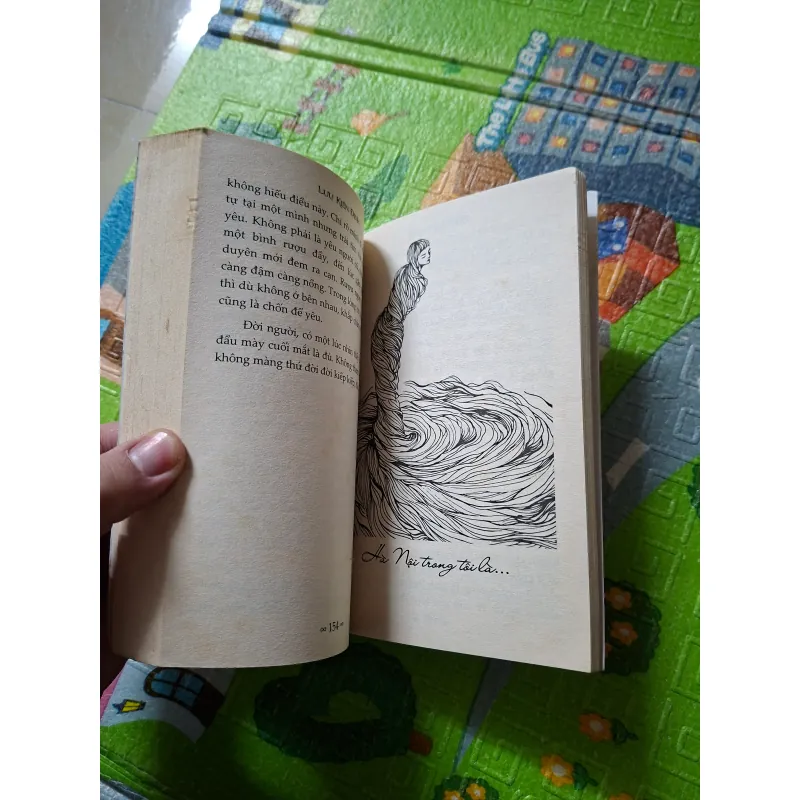 Đen Tuyền & Đỏ Rực 784797