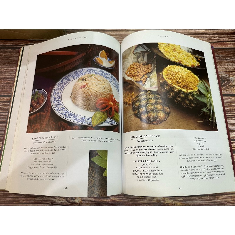 Sách ngoại văn tiếng Anh Thai cooking 23993