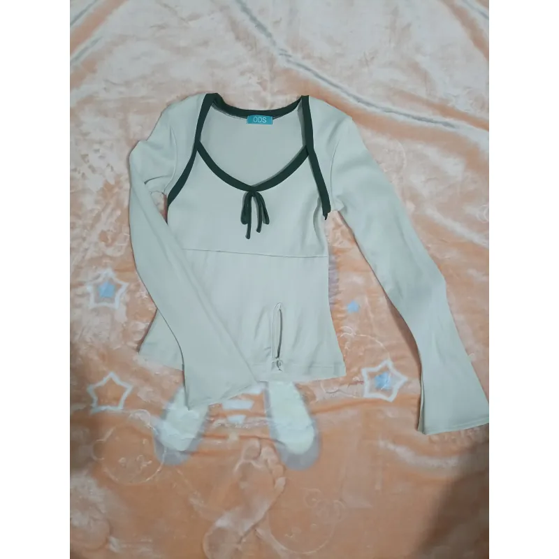 Áo kiểu cổ phối dây đen tay dài màu kem phong cách casual 1013181