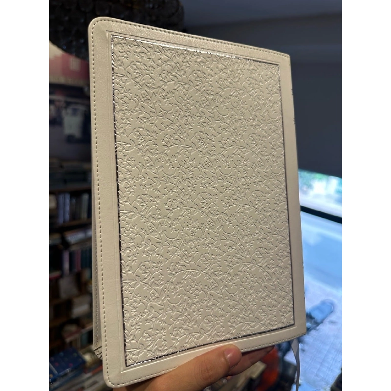 Holy Bible - King James Version 748914