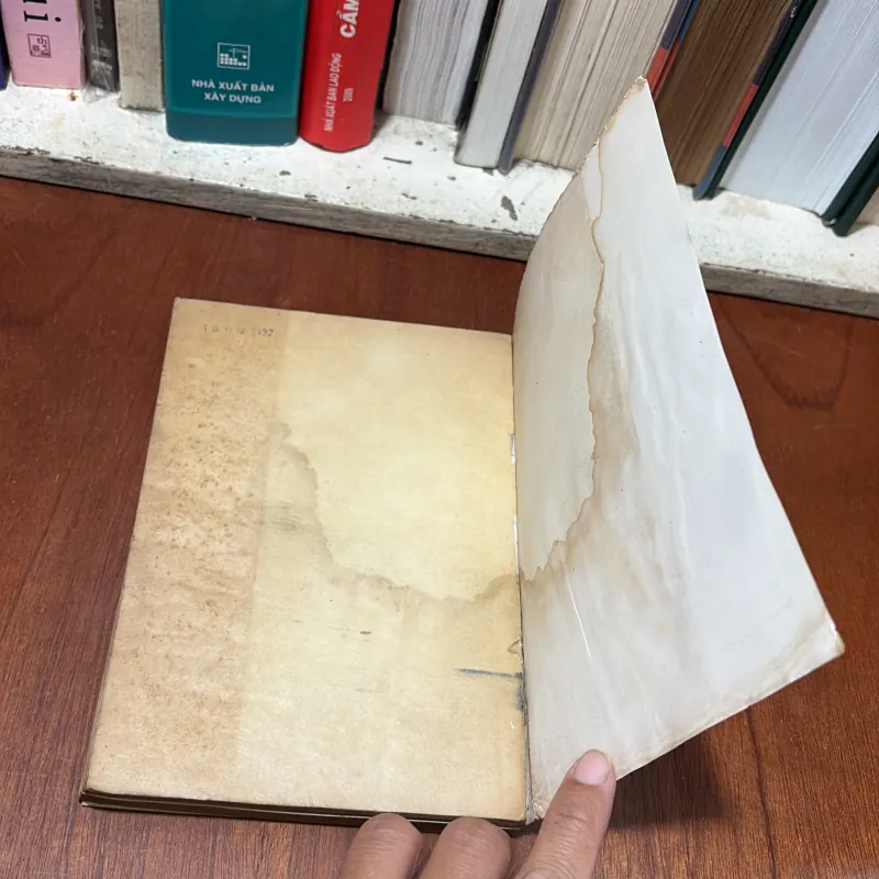 II Sách Xưa: Lỗ Tấn (Văn Học Trung Quốc) - Trương Chính - 1977 778731