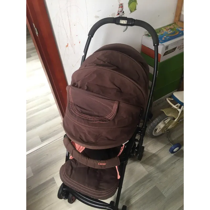 Xe đẩy combi 2 chiều còn rất mới 711676