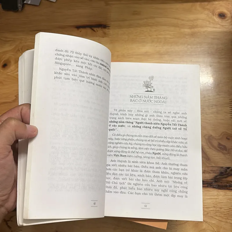 II Di Sản Hồ Chí Minh: Việt Nam Đẹp Nhất Có Tên Bác Hồ - Thy Ngọc - 2007 702668