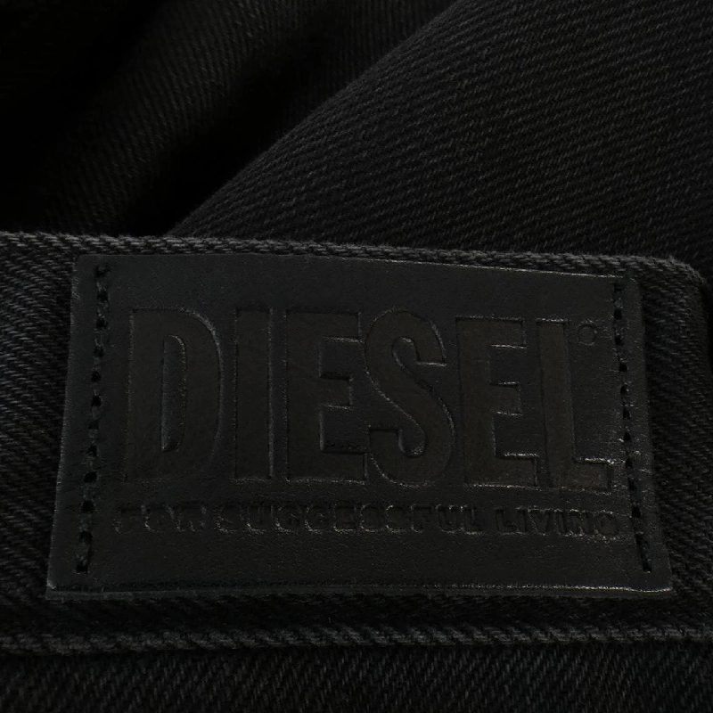 Quần jeans DIESEL 651778