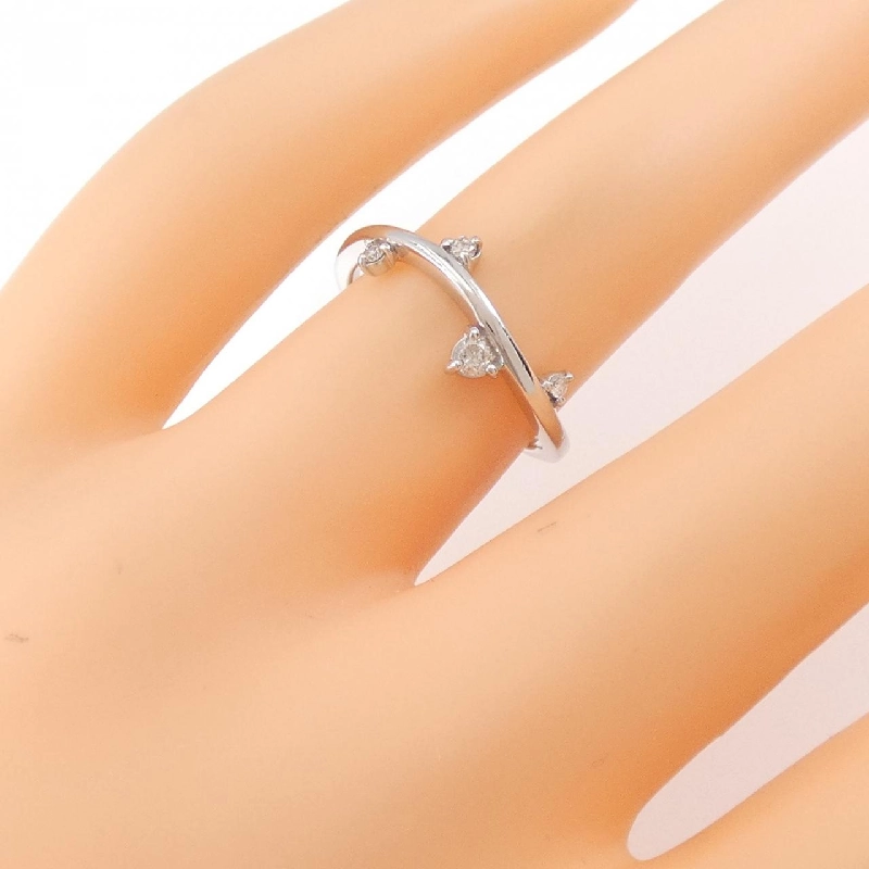 Nhẫn kim cương K18WG 0.09CT 672562