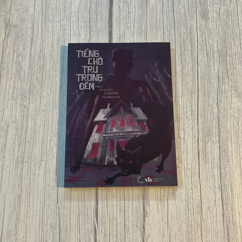 TIẾNG CHÓ TRU TRONG ĐÊM - ERLE STANLEY GARDNER (MỚI 99%) 931351