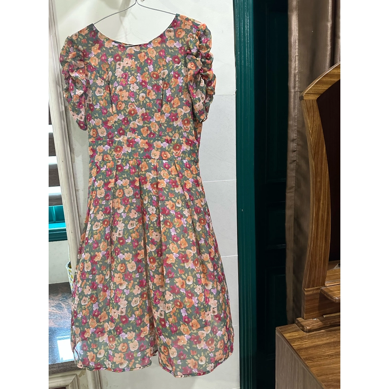 Đầm size M may theo số đo 90-72-92 507295