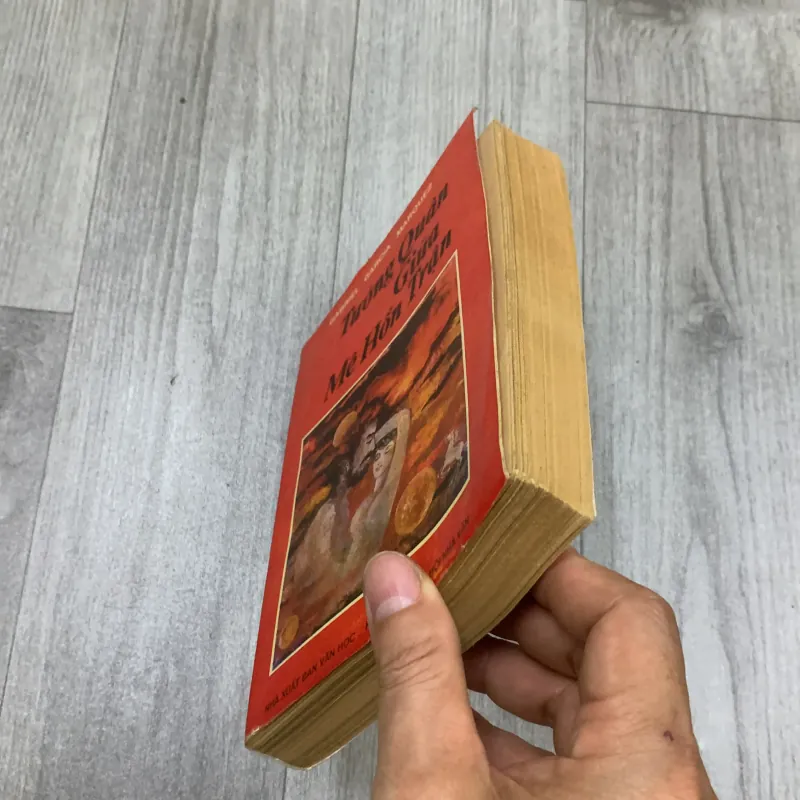 Tướng quân giữa mê hồn trận 1990. 10a2 1025704