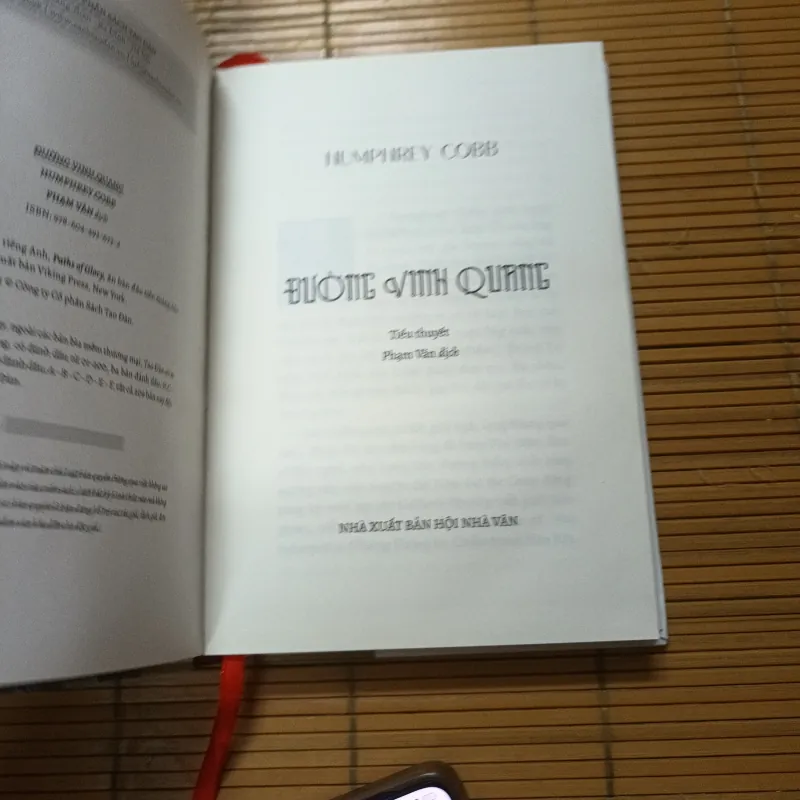 Đường Vinh Quang - Humphrey Cobb 776253