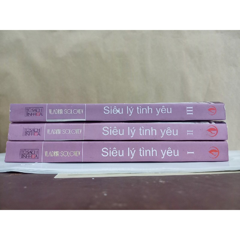 Siêu Lý Tình Yêu (bộ đủ 3 tập) giá bán 190, giá bìa 288 (bản in năm 2011) 21217
