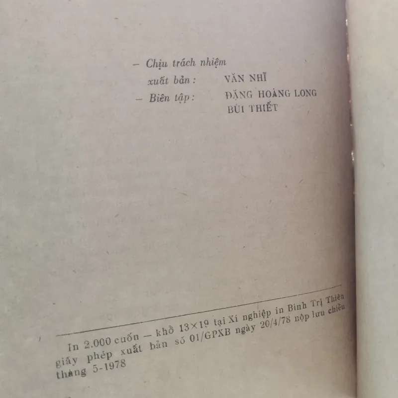 Thông tin" của Sở Văn hóa và Thông tin Bình Trị Thiên.
(1978) 573915