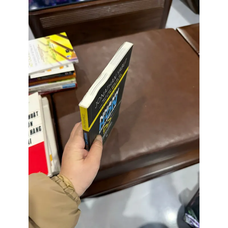 Nhanh Hơn – Khao Khát Hơn (Fast Forward) – Jonathan Yabut- K4 1025302