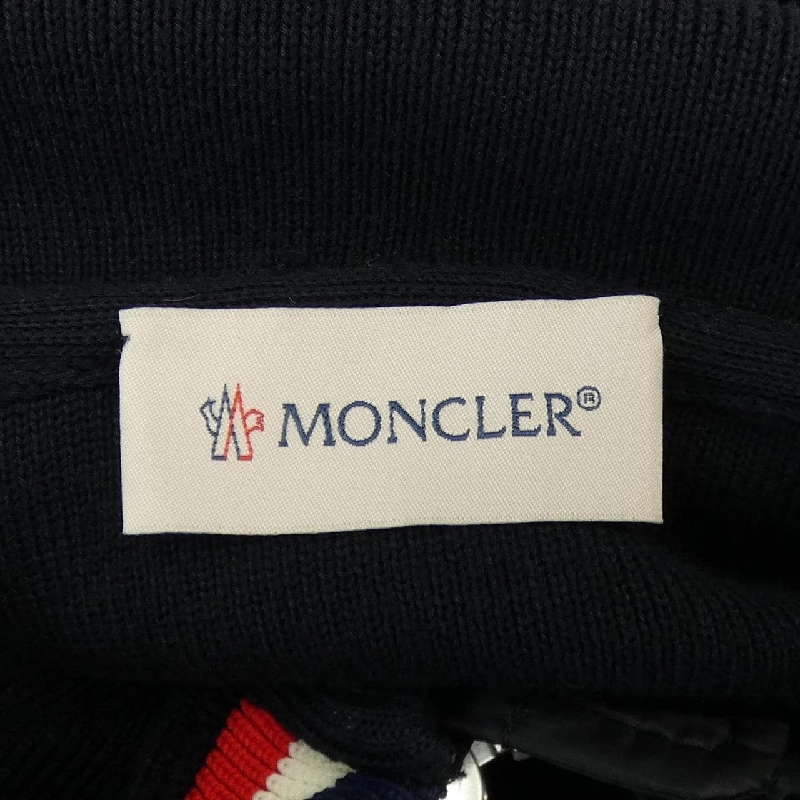 Áo khoác lông vũ MONCLER - Hàng hiệu Authentic 897684
