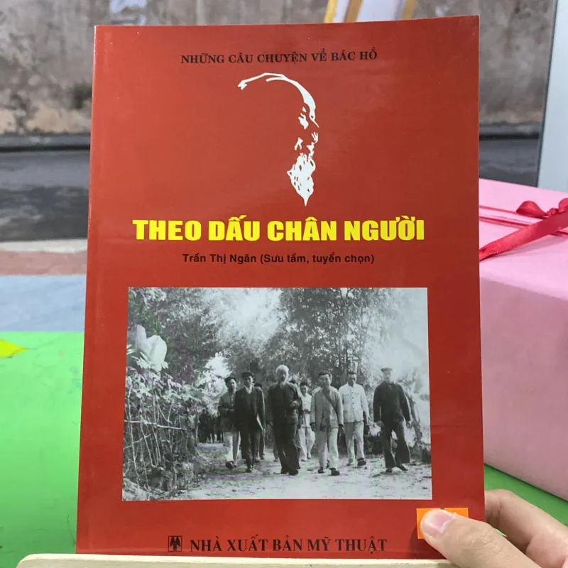 📕 Sách “THEO DẤU CHÂN NGƯỜI” tác giả Trần Thị Ngân (sưu tầm, tuyển chọn)  746382