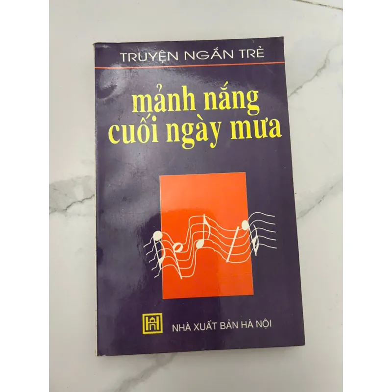 Mảnh nắng cuối ngày mưa (Truyện ngắn trẻ) 659484