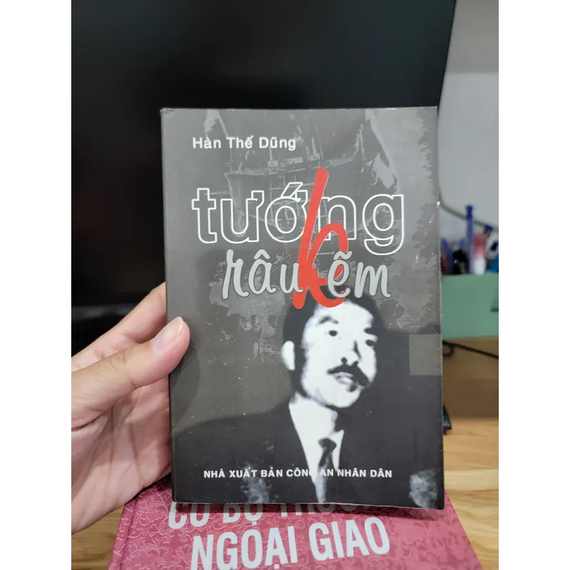 Tướng râu kẽm 597314