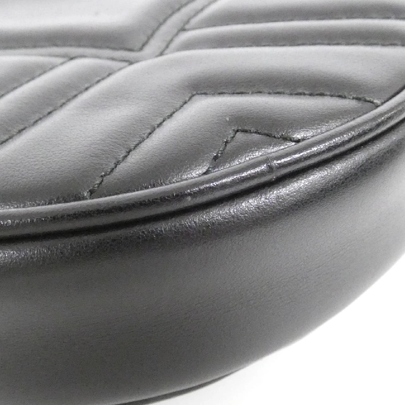 Túi GG MARMONT 575164 DTDCT của Gucci 617585