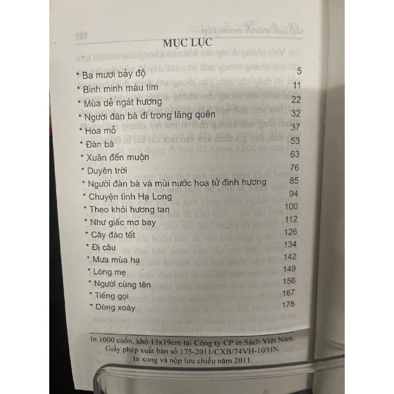 Bình minh màu tím 2011 mới 70% ố bẩn nhẹ Nguyễn Thanh Nga HPB0906 SÁCH VĂN HỌC 915272