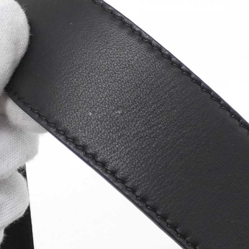 Túi đeo vai Fendi Baguette 8BR600 A72V 611652