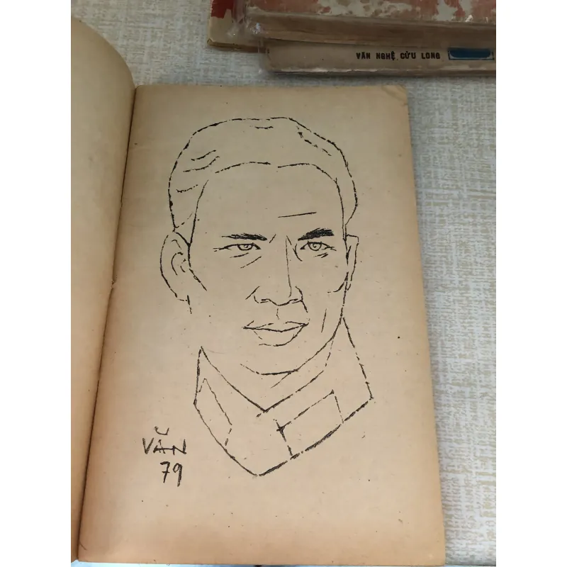 Tập ca khúc Cảm xúc tháng mười-Nguyễn Thành 960282