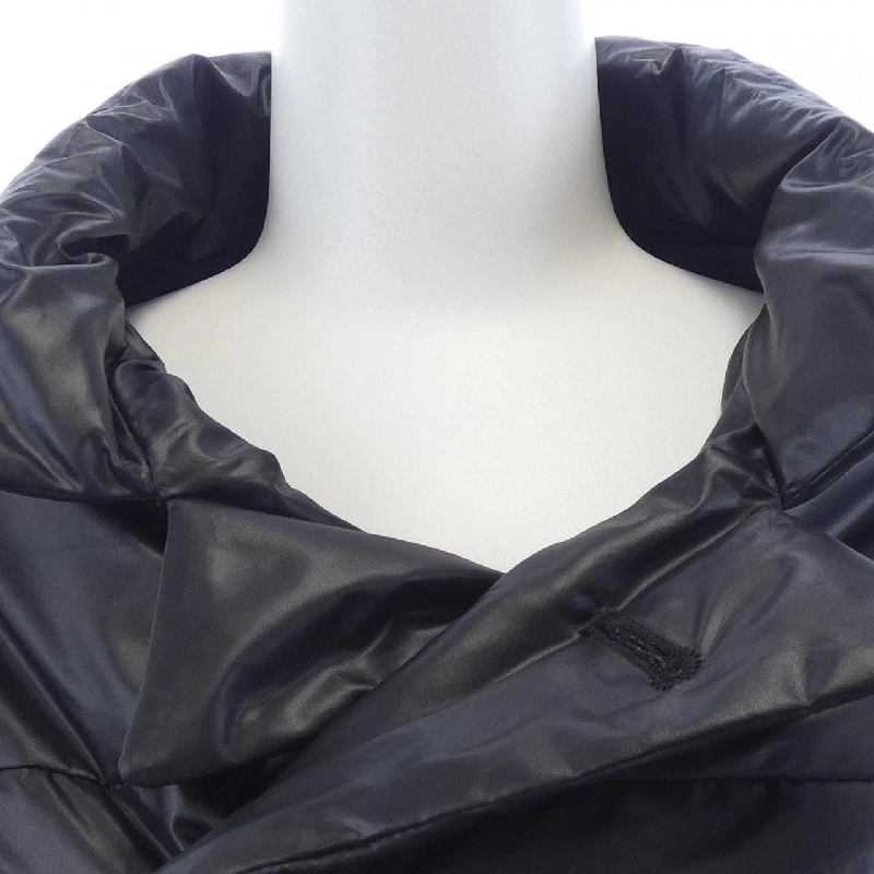 Áo khoác lông vũ COMME des GARCONS TN-J005 - Hàng hiệu Authentic 813102