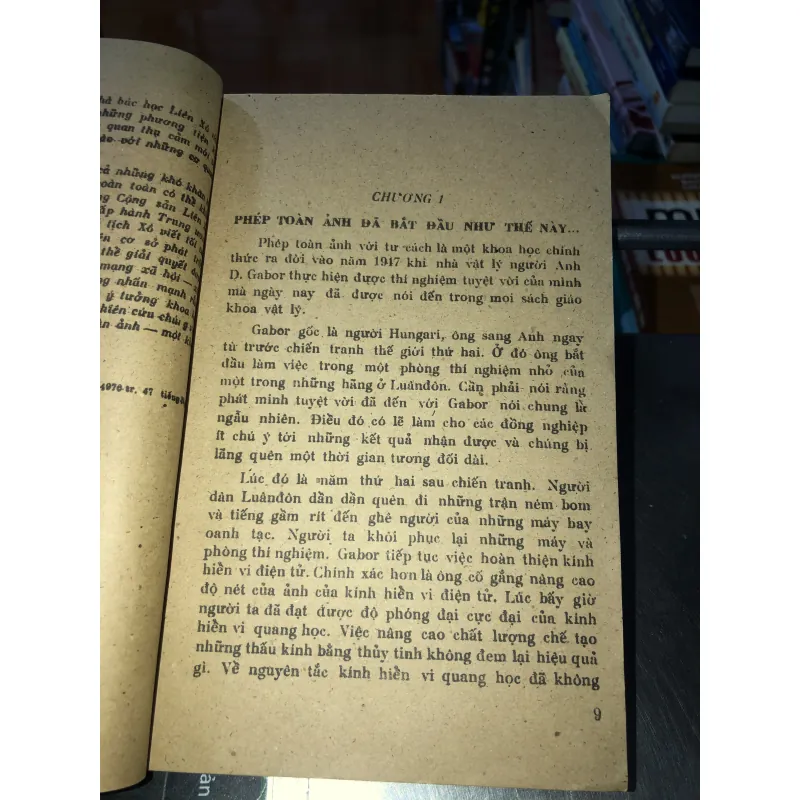 Chiếc gương thần kỳ - V. X. Frolov 928690