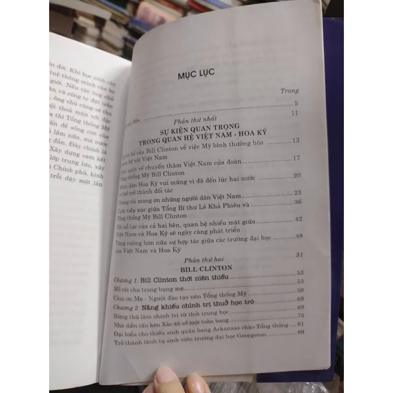 Sách: Bill Clinton và Hillary Con đường vào nhà trắng (A2) 607446