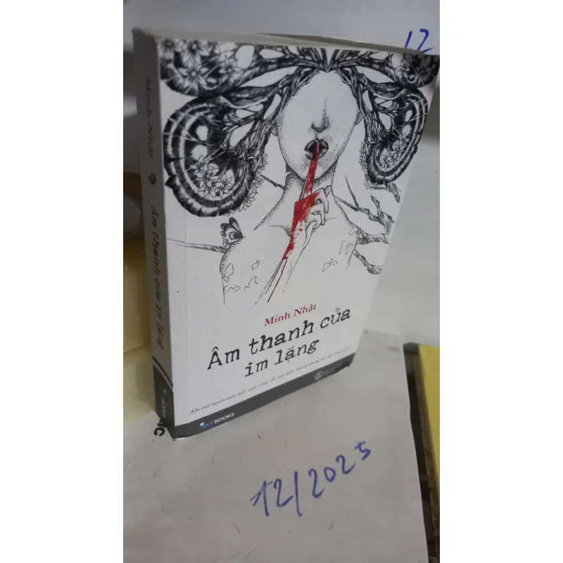 âm thanh của im lặng 738915