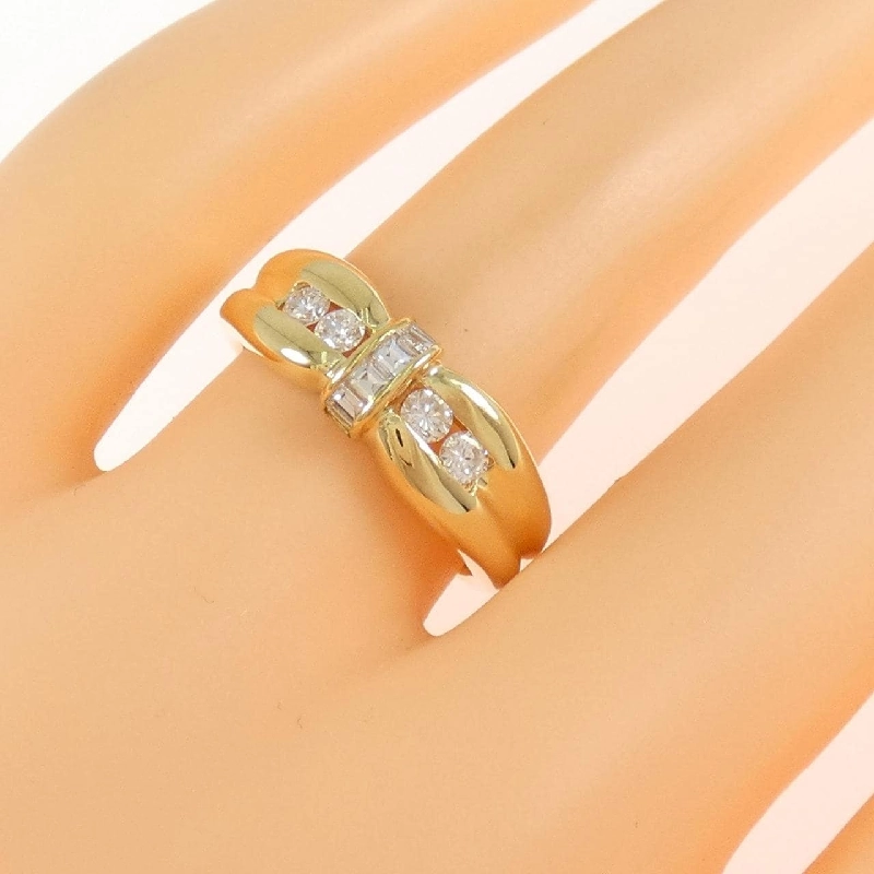 Nhẫn kim cương K18YG 0.43CT 670918