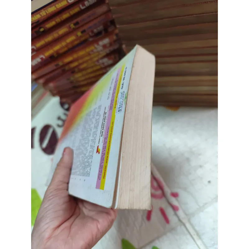 THỊ TRƯỜNG CHỨNG KHOÁN – GS.TS LÊ VĂN TƯ - k4 1019109