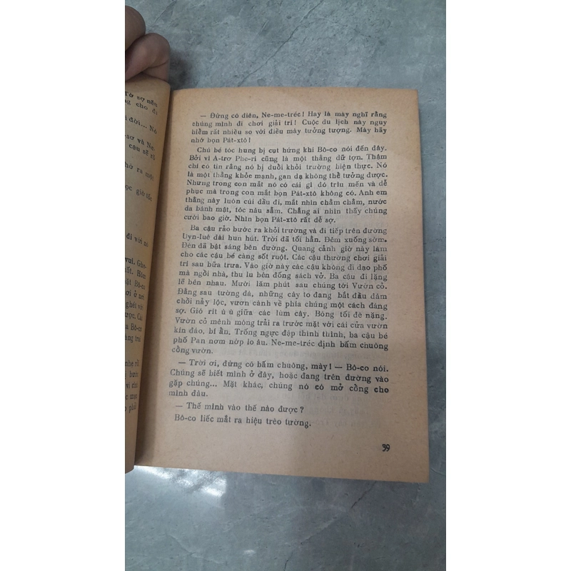 NHỮNG CẬU CON TRAI PHỐ PAN - MÔN - NA PHÊ - REN 205930