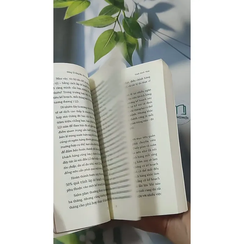 Đừng cố gắng bán - hãy giúp khách hàng mua - Trịnh Minh Thảo 688556