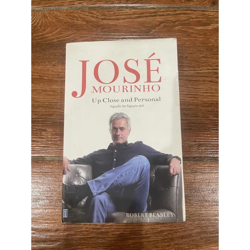 Jose Mourinho Up Close and Personal (8) 1010721