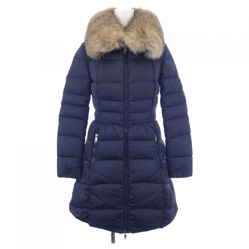 Áo khoác lông vũ MONCLER 639688