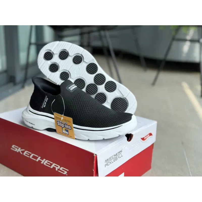 Giầy thể thao go Walk dành cho nam  ,hàng mới đầy đủ tem ,hộp  991305