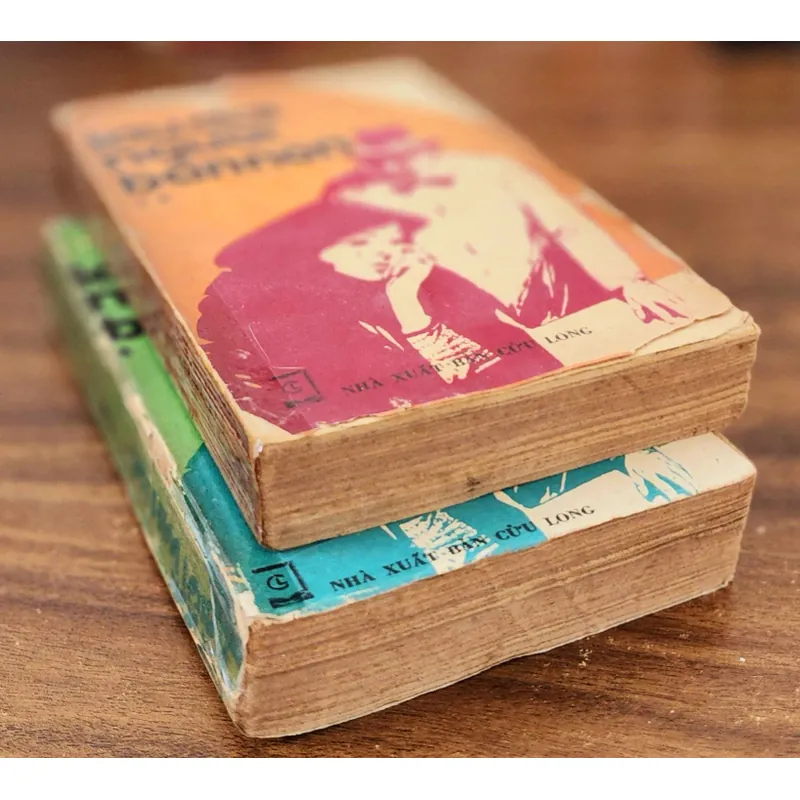 Trọn bộ 2 tập tiểu thuyết LÂU ĐÀI NGƯỜI BÁN NÓN của nhà văn A. J. Cronin 726028