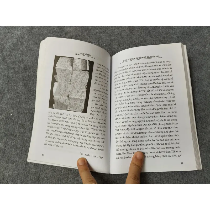 NHỮNG MÙA XUÂN BẤT TỬ TRONG NHÀ TÙ CÔN ĐẢO 700928