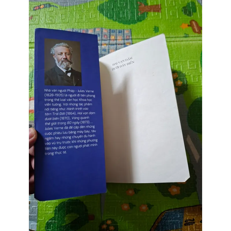 Hai vạn dặm dưới đáy biển 784832