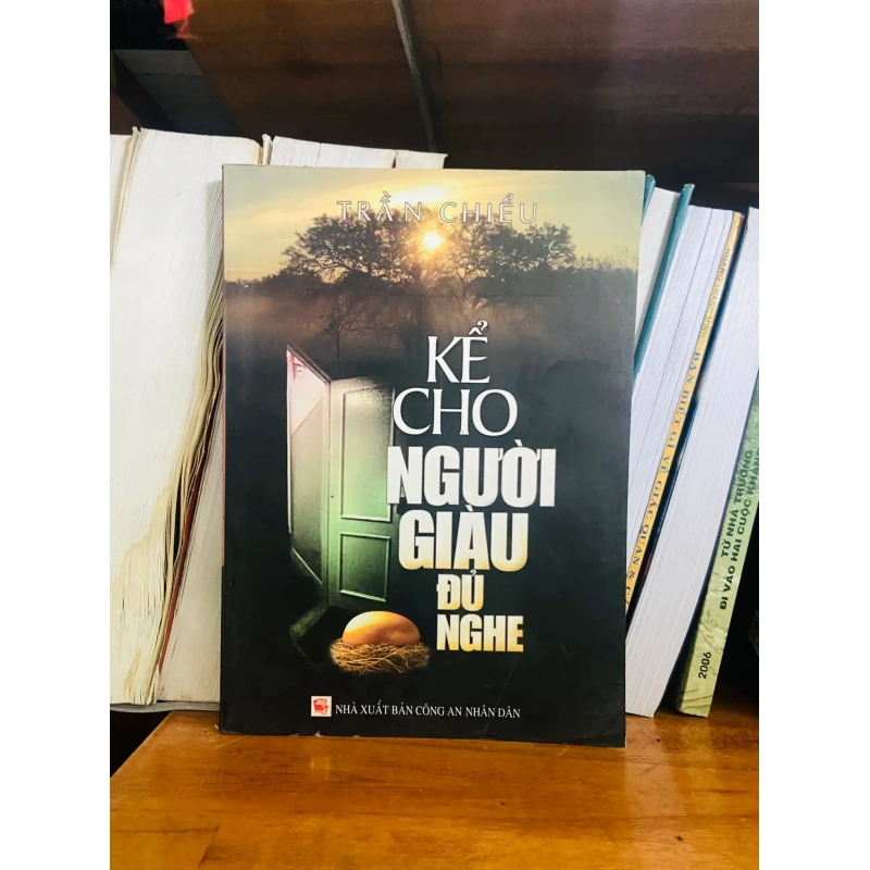 (Sách cũ SCGR) Kể cho người giàu đủ nghe - Trần Chiểu - Văn học VAVOB1T2-66 Blogmeo090426 1015875