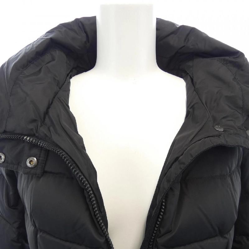 Áo khoác lông vũ MONCLER 642060