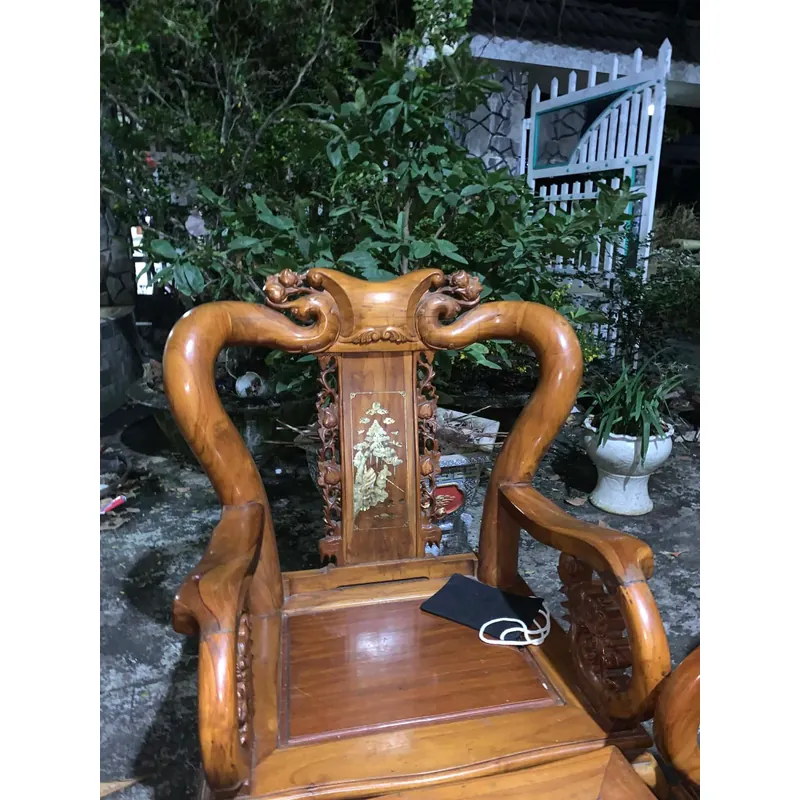 Cần bán 1 bộ bàn ghế với tủ thờ+bộ chân lư lớn 719541