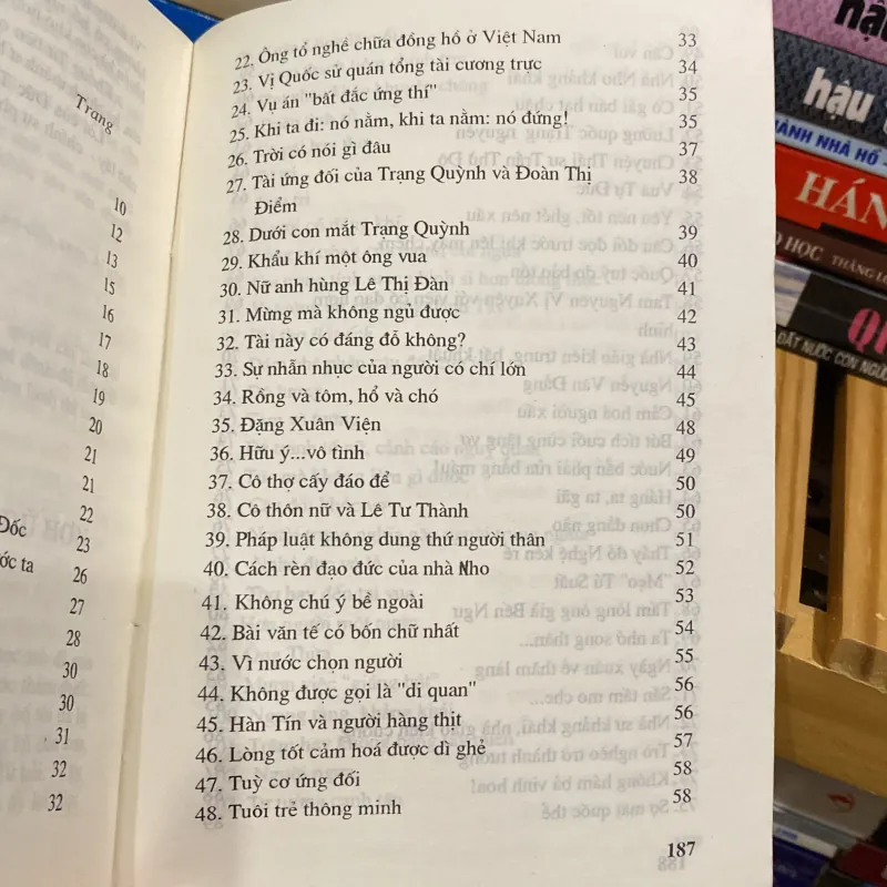 CHUYỆN LÀNG NHO (XB 1999) 757326