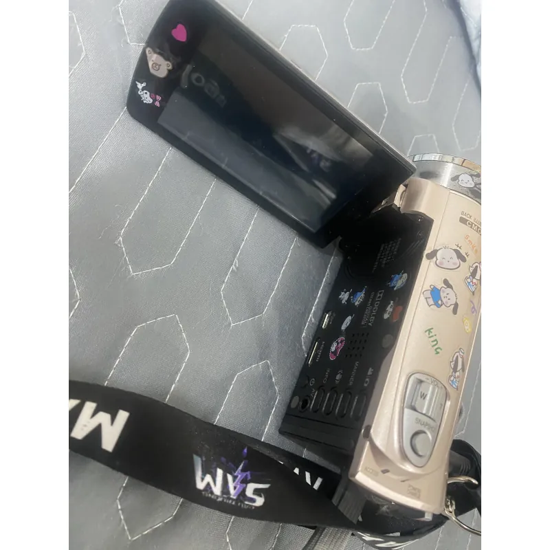 📷 Pass Handycam JVC GZ-E117  1018694