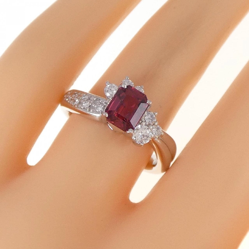 Nhẫn Ruby PT900 1.20CT 670765