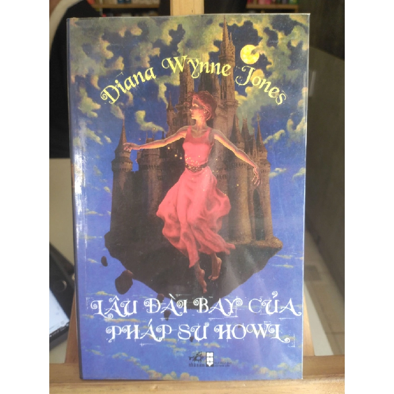 Lâu đài bay của pháp sư Howl mới 90% có bọc bìa 2013 Diana Wynne Jones [1301] SÁCH VĂN HỌC 370385